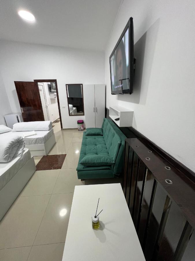 Hostel Casa Popa Nan Бухарест Экстерьер фото