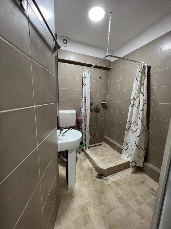 Hostel Casa Popa Nan Бухарест Экстерьер фото